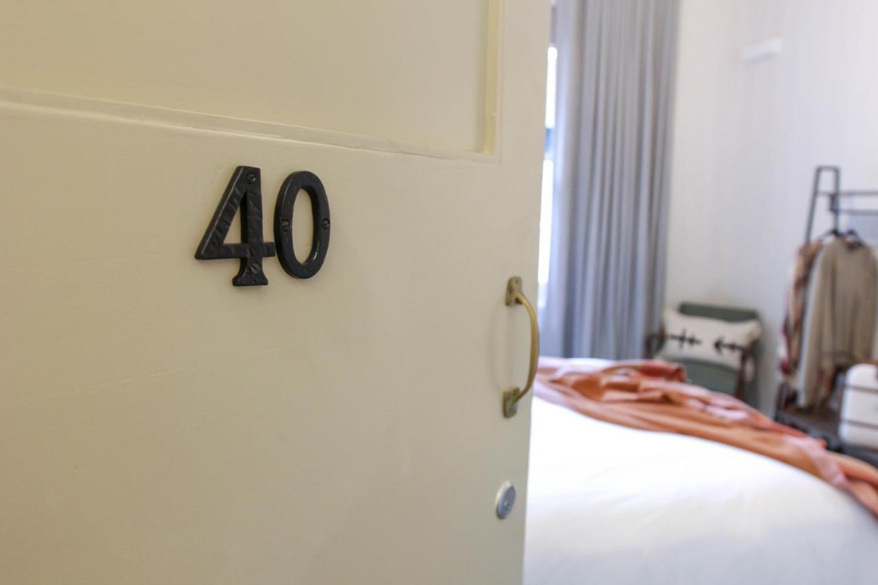 Alpine Hotel, Eat Drink Sleep Уорбертон Экстерьер фото